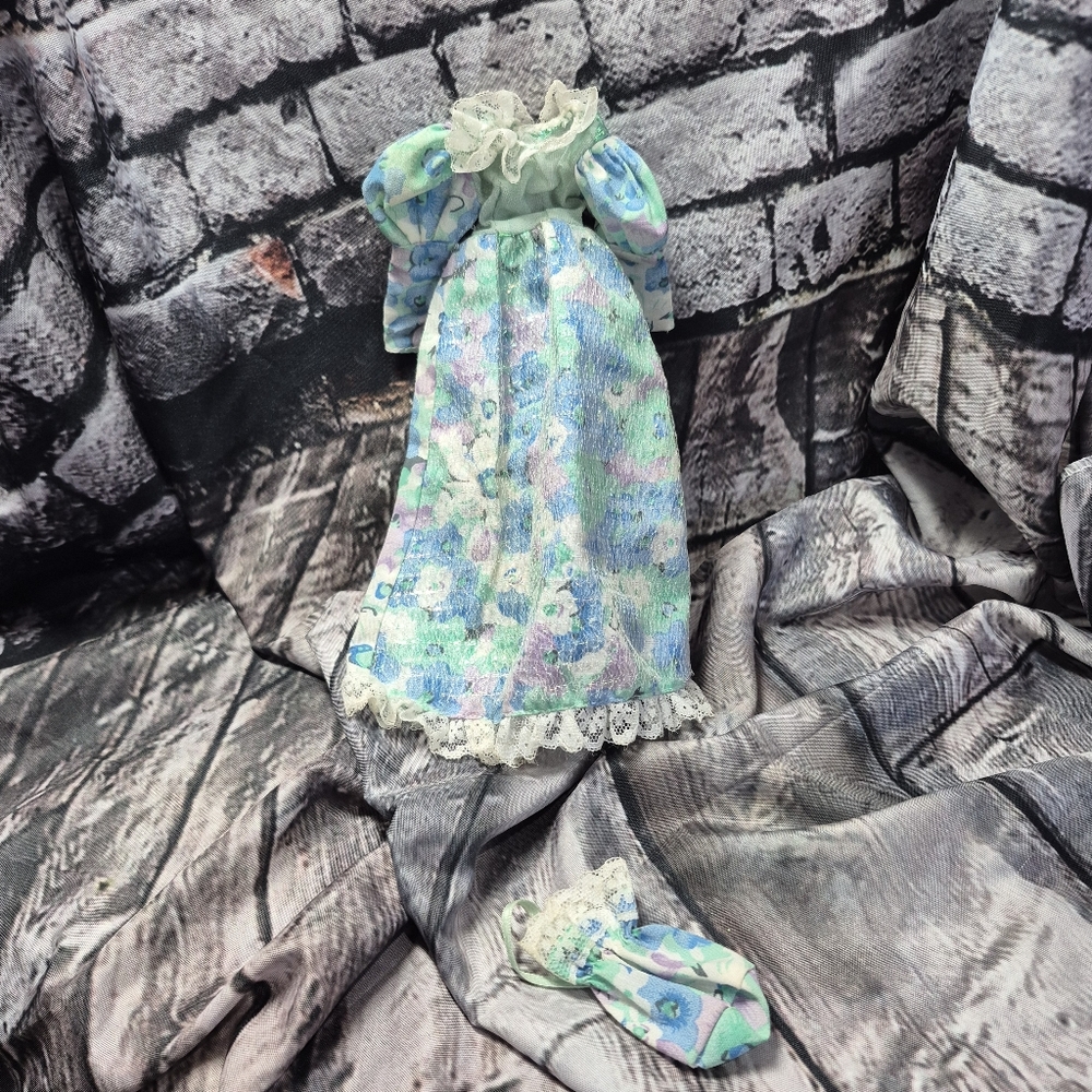 Vintge Barbie Dress & Purse Floral Shimmer Puff Sleeve Long Clothing Mattel
